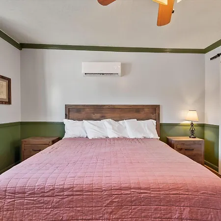 Sagebrush Inn-3